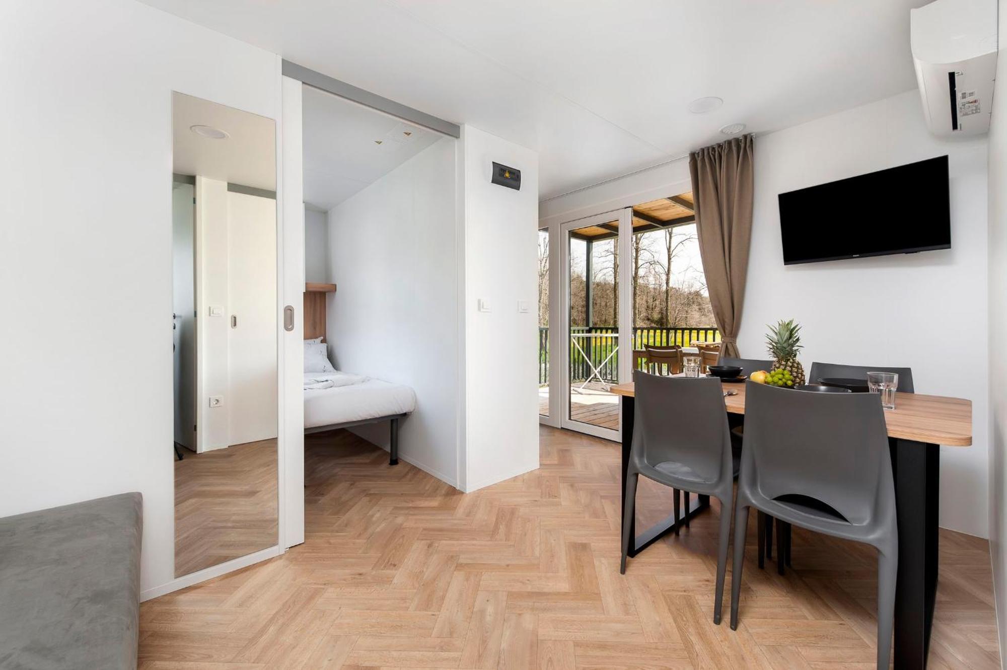 Mobile Homes Casapini In Fkk Solaris Campsite 2*